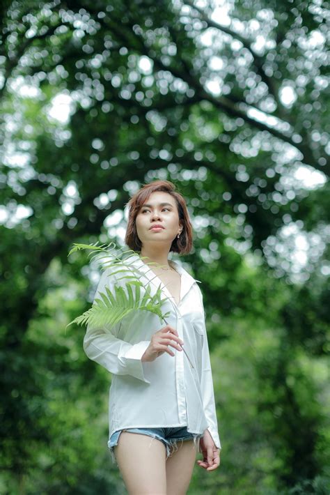 Nackte Frauen Mit Gespreizten Beinen